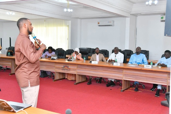 Sénégal : Les députés s'arment pour un contrôle accru des revenus miniers, pétroliers et gaziers