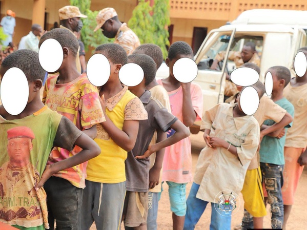 Burkina Faso : 1 911 personnes retirées de la rue en dix jours, dont plus de 1 000 enfants talibés Burkina Faso : 1 911 personnes retirées de la rue en dix jours, dont plus de 1 000 enfants talibés