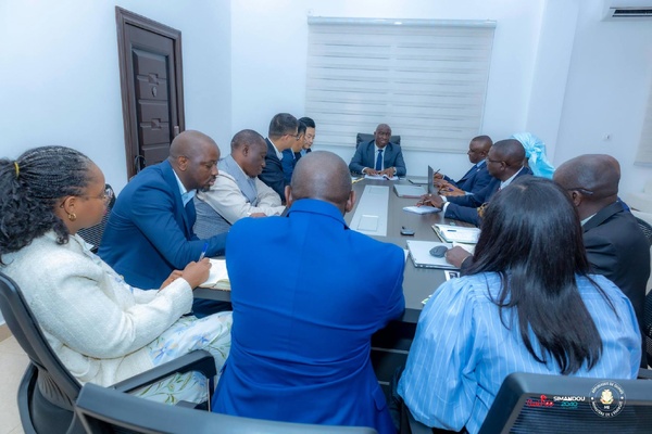 Guinée: Vers une nouvelle centrale électrique de 200 MW avec le groupe chinois CBI TEC Guinée: Vers une nouvelle centrale électrique de 200 MW avec le groupe chinois CBI TEC