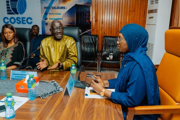 Économie maritime: Le ministre Amy Mara Dièye en visite de prise de contact au COSEC pour booster la compétitivité des chargeurs Économie maritime: Le ministre Amy Mara Dièye en visite de prise de contact au COSEC pour booster la compétitivité des chargeurs