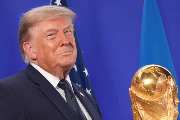Mondial 2026: Donald Trump réclame « immédiatement » l'organisation d'une autre Coupe du Monde aux États-Unis