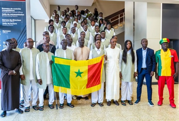 CAN Féminine « Maroc 2026 » : Les Lionnes du Sénégal reçoivent le drapeau national avant leur envol