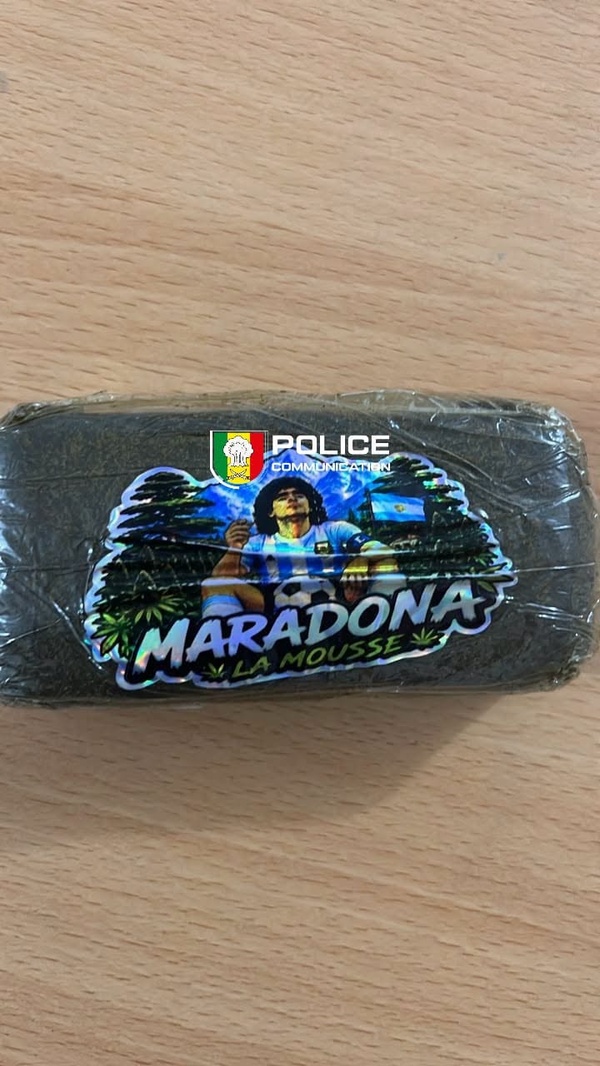 Diamniadio : la BRS démantèle un réseau de trafic de Kush et saisit plus de 4 kg de drogue
