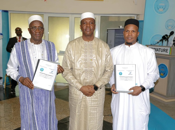 Mali: le gouvernement signe deux conventions pour accélérer la transformation numérique de l'éducation et de l'emploi