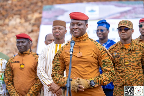 Burkina Faso : Le Capitaine Ibrahim TRAORÉ inaugure le barrage stratégique de Pô Kapro