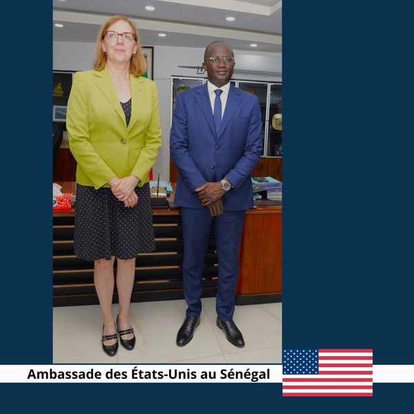 Coopération sécuritaire: Le ministre des Forces armées Yankoba Diémé s'entretient avec la Chargée d’affaires américaine Jennifer Davis Paguada Coopération sécuritaire: Le ministre des Forces armées Yankoba Diémé s'entretient avec la Chargée d’affaires américaine Jennifer Davis Paguada