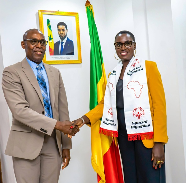 Inclusion par le sport: Djiréye Clotilde Coly reçoit une délégation de Special Olympics au ministère de la Jeunesse et des Sports Inclusion par le sport: Djiréye Clotilde Coly reçoit une délégation de Special Olympics au ministère de la Jeunesse et des Sports