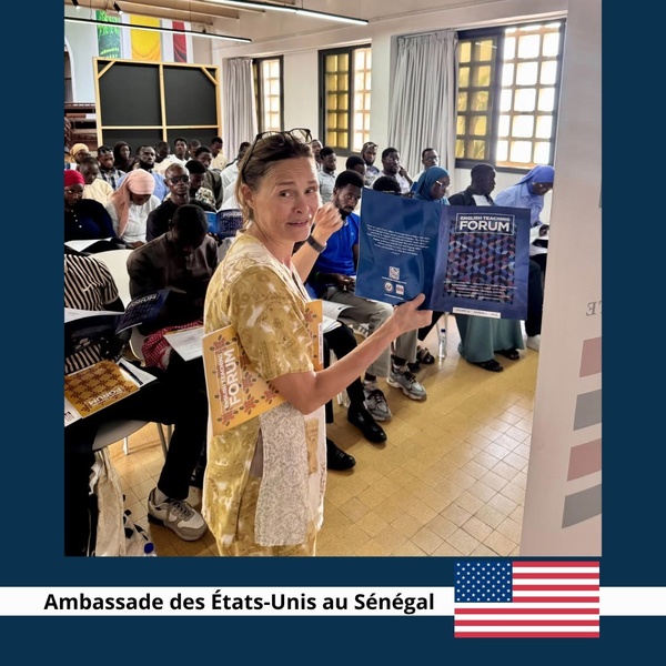 Saint-Louis / Éducation: L'Ambassade des États-Unis et l'UGB forment cinquante futurs professeurs d'anglais Saint-Louis / Éducation: L'Ambassade des États-Unis et l'UGB forment cinquante futurs professeurs d'anglais
