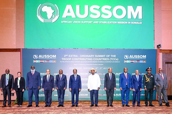 Sommet de Kampala sur l'AUSSOM : Mahmoud Ali Youssouf salue l'engagement de l'Ouganda et des pays contributeurs pour la paix en Somalie Sommet de Kampala sur l'AUSSOM : Mahmoud Ali Youssouf salue l'engagement de l'Ouganda et des pays contributeurs pour la paix en Somalie