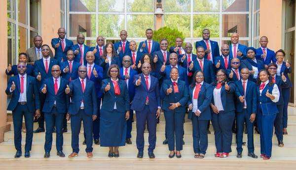 Secteur bancaire / Transformation numérique: Les juristes du Groupe Coris en conclave à Ouagadougou Secteur bancaire / Transformation numérique: Les juristes du Groupe Coris en conclave à Ouagadougou