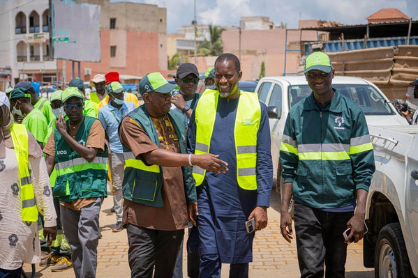Prévention des inondations : Des opérations de curage engagées pour renforcer le drainage à Dakar Prévention des inondations : Des opérations de curage engagées pour renforcer le drainage à Dakar