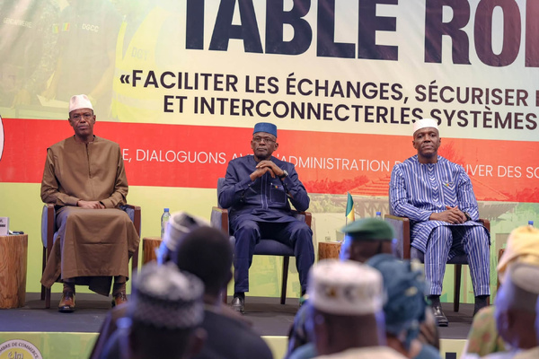 Mali / Économie : Le Premier ministre Abdoulaye Maïga ouvre la table ronde de concertation entre l'Administration et le Secteur privé