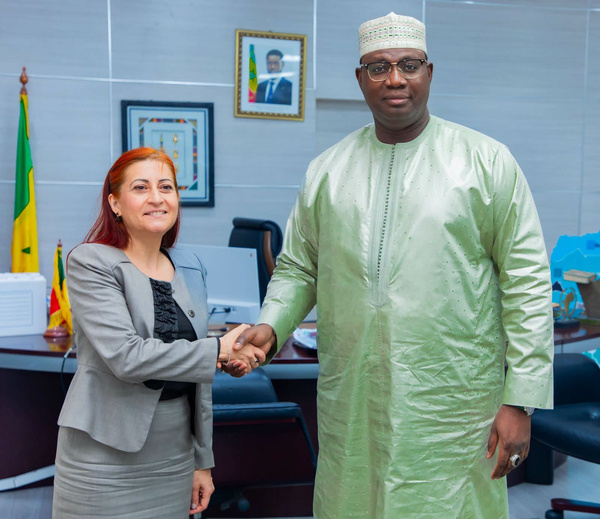 Moussa Bala Fofana renforce la coopération décentralisée et urbaine avec l’Ambassadrice de Turquie au Sénégal
