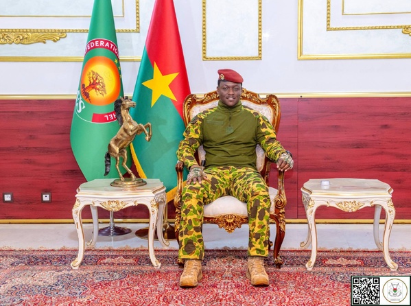 Confédération AES: Le Capitaine Ibrahim Traoré reçoit les ministres en charge de l’Action humanitaire et du Genre
