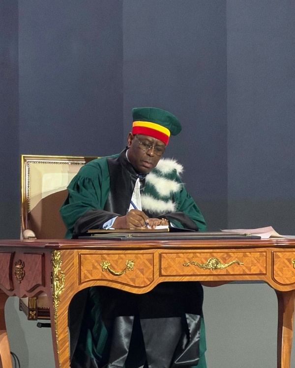 Distinction académique : Macky Sall fait Docteur Honoris Causa de l’Université Denis Sassou Nguesso de Kintelé Distinction académique : Macky Sall fait Docteur Honoris Causa de l’Université Denis Sassou Nguesso de Kintelé