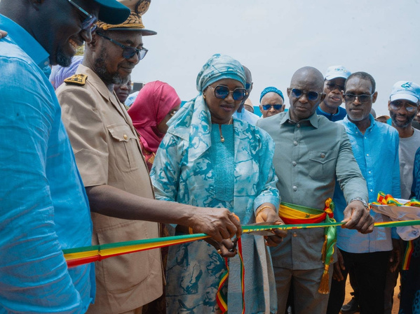 Développement aquacole: La ministre Amy Mara Dièye inaugure une usine d'aliments à Bokhol et lance le programme Aqua Jëf 360 Développement aquacole: La ministre Amy Mara Dièye inaugure une usine d'aliments à Bokhol et lance le programme Aqua Jëf 360