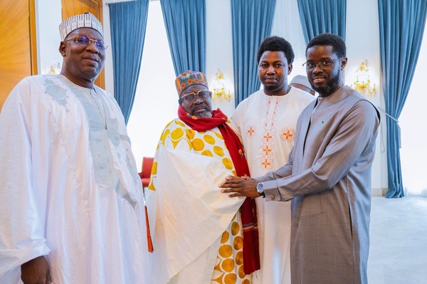 Présidence de la République: Le chef de l'État Bassirou Diomaye Faye reçoit l'Imam Ratib de Médina Baye, Serigne Cheikh Tidiane Cissé