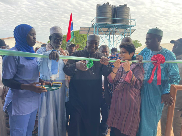 Gambie: Le président Adama Barrow inaugure deux postes de santé dans la Lower River Region