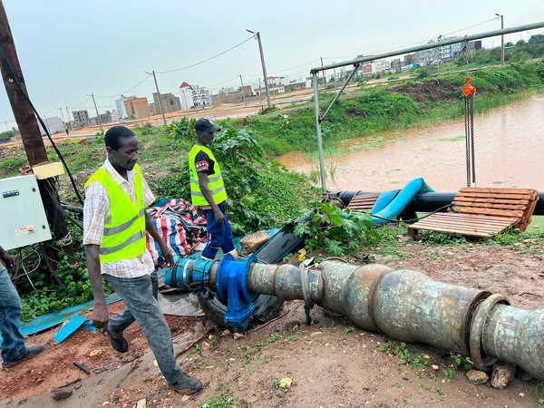 Environnement & Cadre de vie / Dakar: Mobilisation de l'ONAS face aux fortes pluies et interventions sur les réseaux d'assainissement Environnement & Cadre de vie / Dakar: Mobilisation de l'ONAS face aux fortes pluies et interventions sur les réseaux d'assainissement