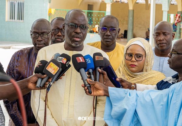 Visite à Tivaouane et Médina Baye: le Dr Abdoulaye Niane réaffirme l’engagement de la DER/FJ aux côtés des foyers religieux Visite à Tivaouane et Médina Baye: le Dr Abdoulaye Niane réaffirme l’engagement de la DER/FJ aux côtés des foyers religieux