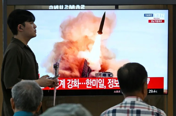 La Corée du Nord tire des missiles et raille la Corée du Sud, "servante" de Washington