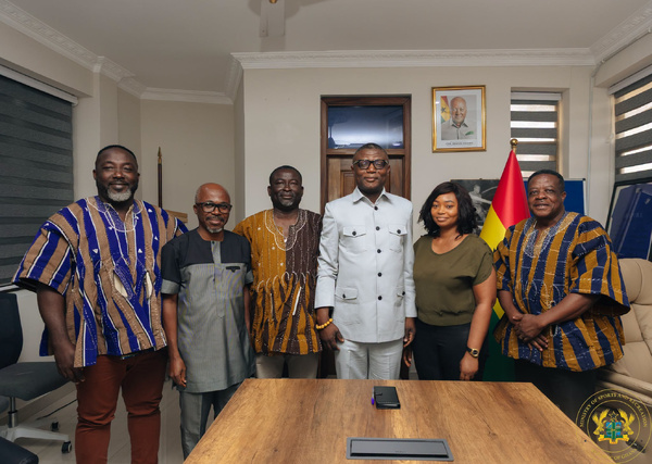 Ghana : le Dansoman Keep Fit Club rend visite au ministre des Sports pour réclamer la réhabilitation de son terrain