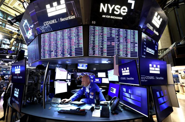 Wall Street hésite : la Fed et l'inflation remettent les marchés sous pression