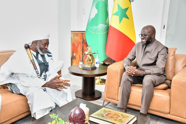 Nécrologie: El Malick Ndiaye rend hommage au guide religieux Cheikh Mouhamadou Macky Ibrahima Niass