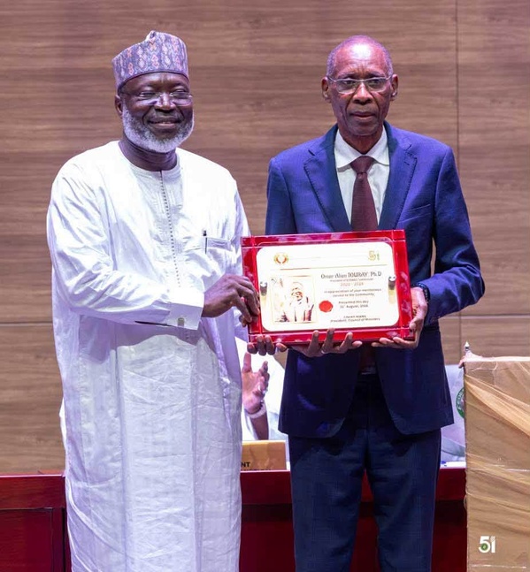 CEDEAO: Le Ministre Cheikh Niang installe officiellement le Général Birame Diop à la présidence de la Commission à Abuja