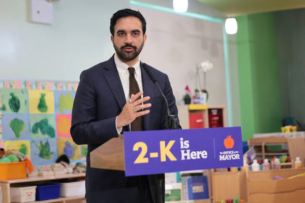 Restrictions Éducatives et Numériques: New York Banit l'IA Générative dans les Écoles