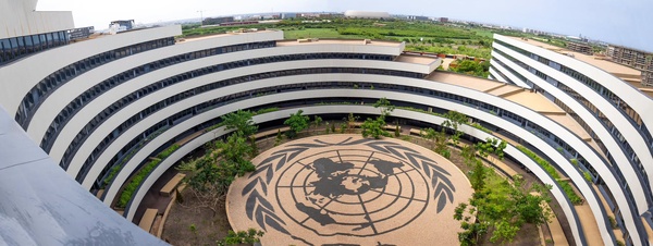 Diplomatie et multilatéralisme : Le Ministre Cheikh Niang en visite à la Maison des Nations Unies de Diamniadio Diplomatie et multilatéralisme : Le Ministre Cheikh Niang en visite à la Maison des Nations Unies de Diamniadio