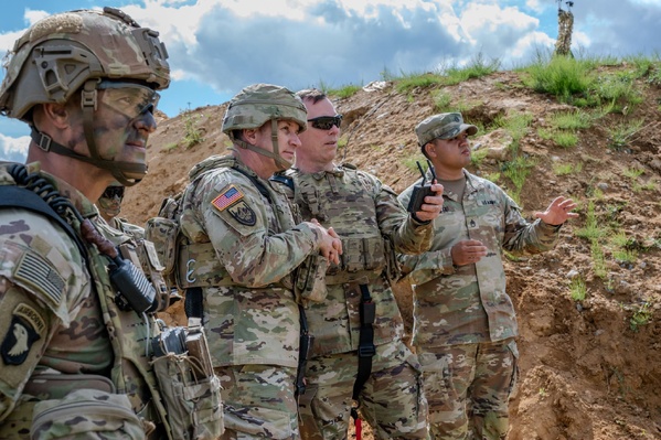 AFRICOM : le général Dagvin Anderson évalue l'intégration des technologies tactiques et des drones lors de l'exercice Saber Junction
