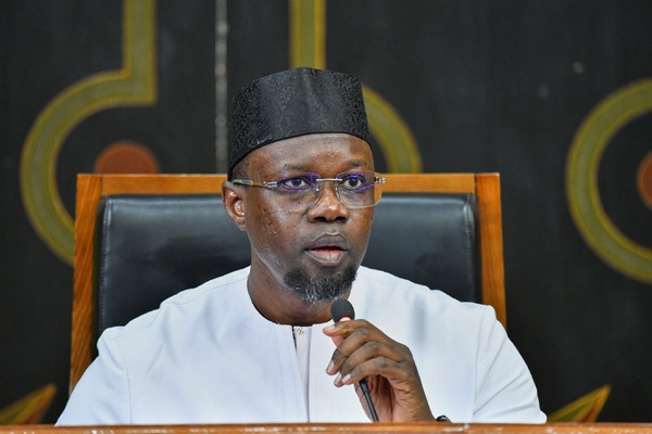 Équilibre des pouvoirs: Ousmane Sonko salue le fonctionnement régulier des institutions lors de la DPG