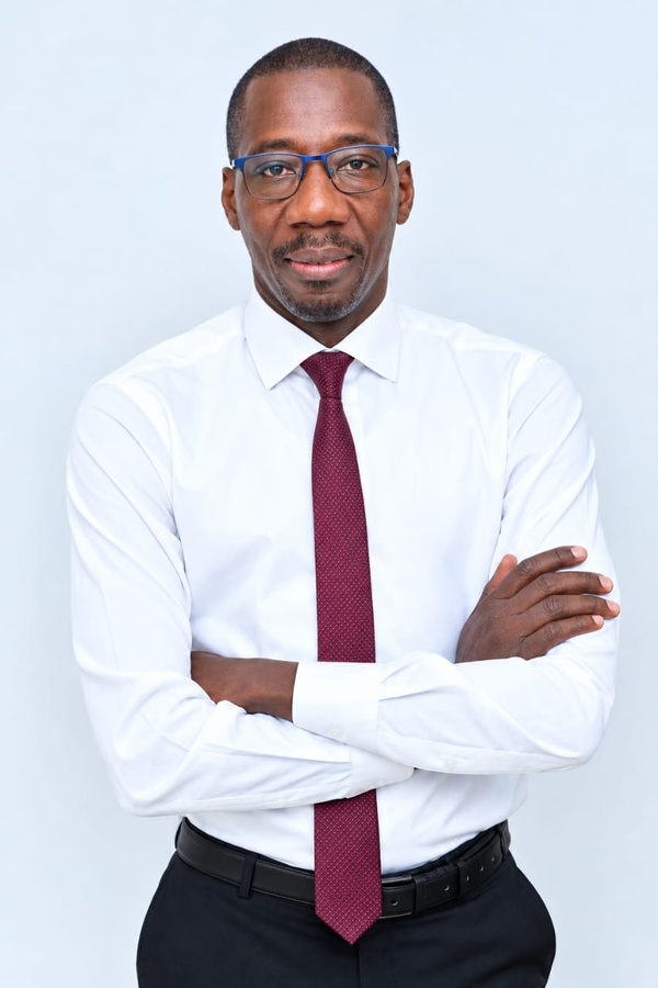 Appels à candidatures et méritocratie : le Président Bassirou Diomaye Faye tourne la page du « Parti-État » (Papa Ibrahima Senghor Directeur Général SNR)