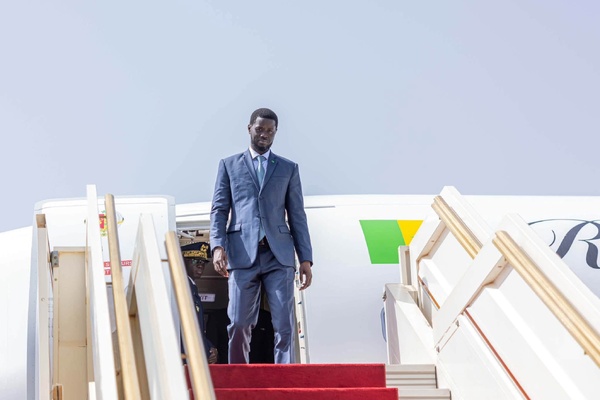Le président Faye entame une tournée à Washington puis aux Émirats arabes unis