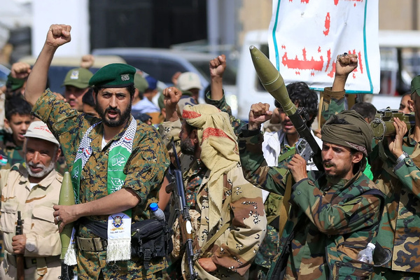 Bab al-Mandeb : les Houthis prennent le contrôle total d'un détroit stratégique pour le commerce mondial
