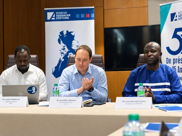 Démocratie et gouvernance: Le Réseau des alumni de la Fondation Konrad Adenauer analyse les institutions sénégalaises