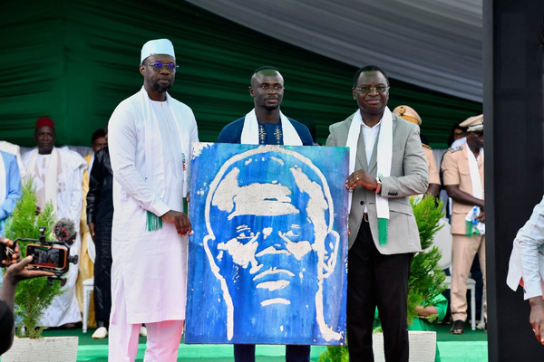 Développement local en Casamance : Sadio Mané remet symboliquement le projet SM10-Agro aux populations de Bambali