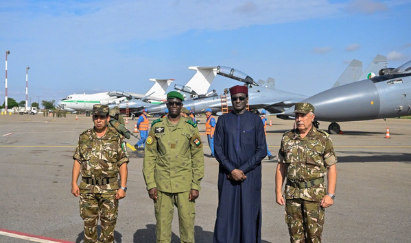 Algérie: des Su-30 au Niger, un tournant militaire inédit Algérie: des Su-30 au Niger, un tournant militaire inédit