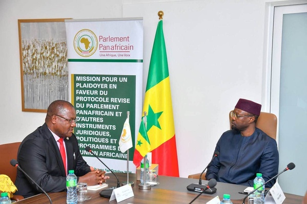 Parlement panafricain : El Malick Ndiaye reçoit une délégation en mission de plaidoyer au Sénégal Parlement panafricain : El Malick Ndiaye reçoit une délégation en mission de plaidoyer au Sénégal
