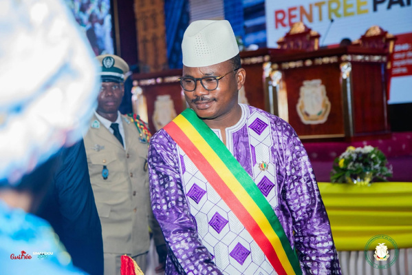 Guinée : le ministre Fassou Théa participe à la rentrée solennelle de la 10e législature