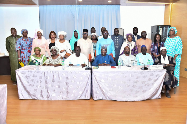 Migration au Sénégal : les parlementaires et la société civile appellent à renforcer le dialogue Migration au Sénégal : les parlementaires et la société civile appellent à renforcer le dialogue
