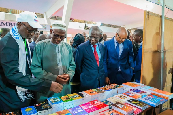 Le Premier ministre Ahmadou Alhaminou M. LÔ ouvre la 18e édition de la Foire internationale du Livre de Dakar