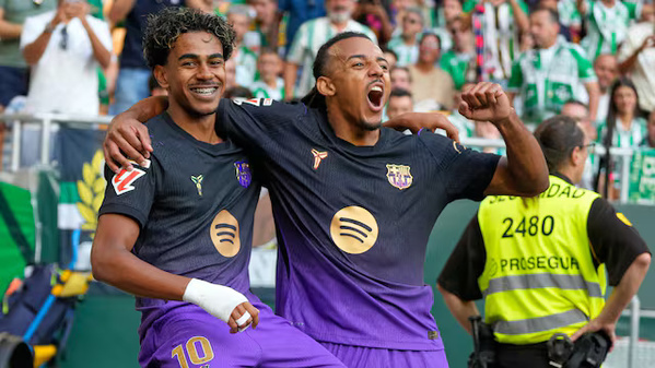 Espagne: le Barça écrase le Betis 5-2 et égale le meilleur début de saison de la Liga Espagne: le Barça écrase le Betis 5-2 et égale le meilleur début de saison de la Liga