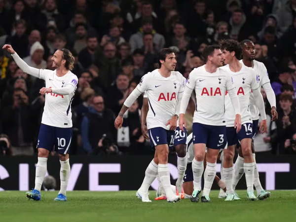 Tottenham 3-1 Coventry: Maddison et Kulusevski de retour, Spurs décroche enfin sa première victoire en Premier League Tottenham 3-1 Coventry: Maddison et Kulusevski de retour, Spurs décroche enfin sa première victoire en Premier League