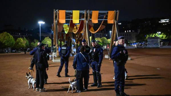 Violences urbaines: Sébastien Lecornu annonce l'instauration de couvre-feux « très localisés » dès ce lundi soir