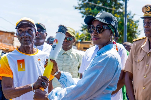 JOJ Dakar 2026: La Flamme olympique conclut son périple national dans une grande ferveur populaire à Bignona JOJ Dakar 2026: La Flamme olympique conclut son périple national dans une grande ferveur populaire à Bignona