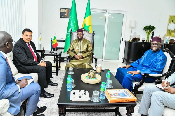 Ousmane Sonko reçoit les ambassadeurs de France, de Chine, d'Iran et le président du Parlement panafricain Ousmane Sonko reçoit les ambassadeurs de France, de Chine, d'Iran et le président du Parlement panafricain