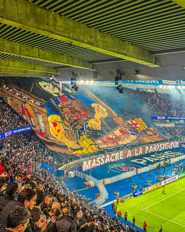 Tifo polémique du PSG: le FC Barcelone signale l’incident à l’UEFA Tifo polémique du PSG: le FC Barcelone signale l’incident à l’UEFA