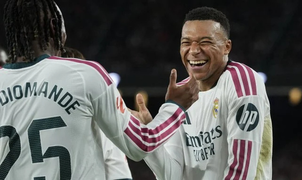 Clasico : Mbappé, double buteur, offre au Real Madrid une victoire sur la pelouse du Barça